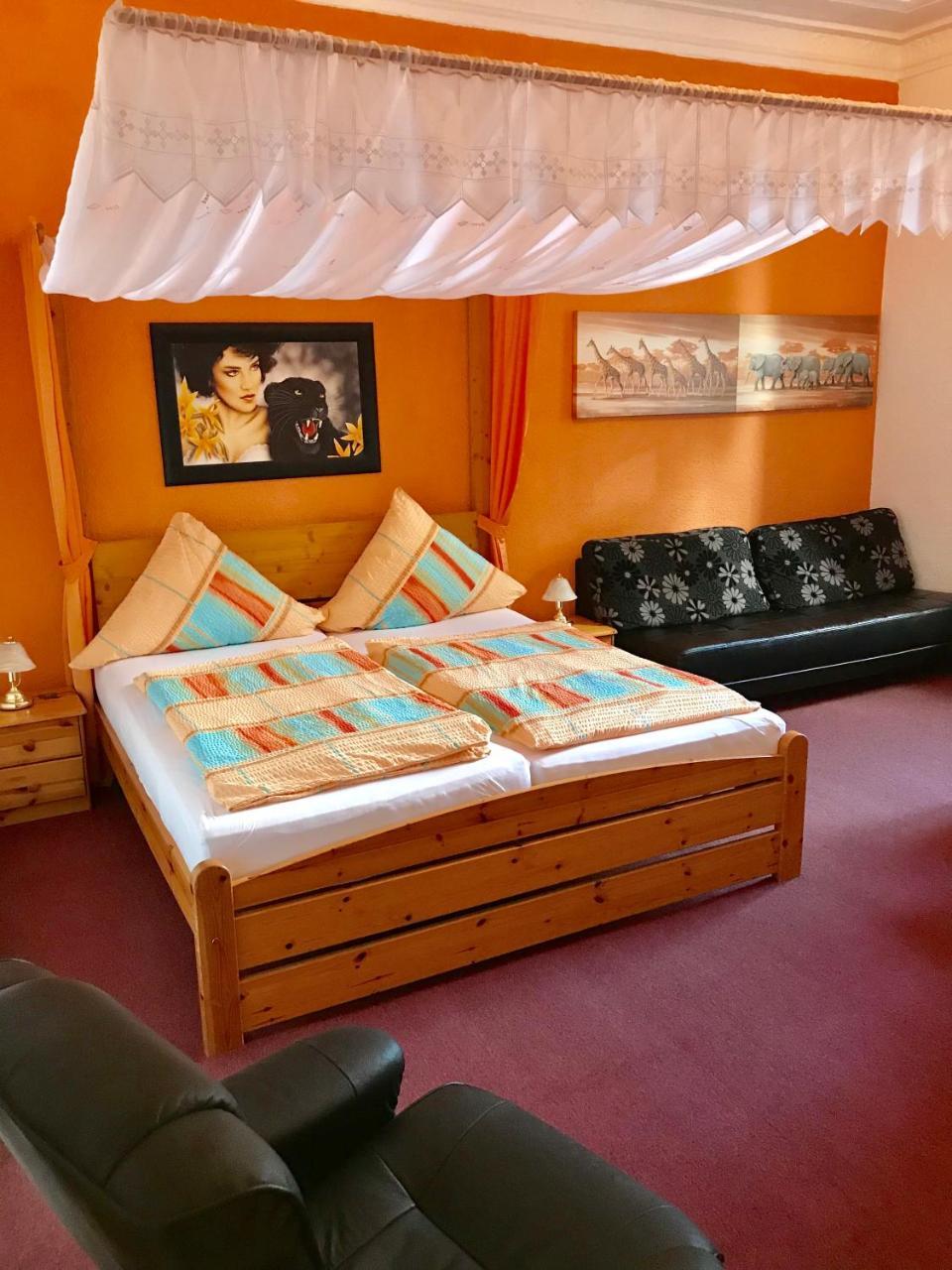 Pension Holzhausen Hotel Quedlinburg Bagian luar foto